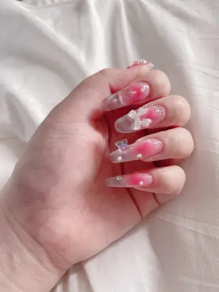 ネイル n o q r m. n a c h iのネイルデザイン