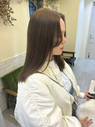 ミディアム カラー 大久保 愛のヘアスタイル