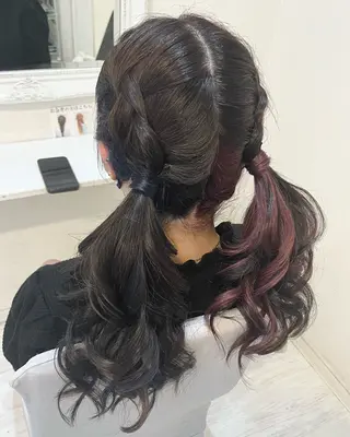 セミロング Only Nail所属・井上 紗彩のヘアスタイル