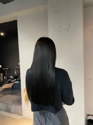 ロング 透明感・美髪 monsoワニベユナのヘアスタイル