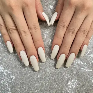 ネイル VIERU 🌈🎀💖のネイルデザイン