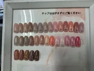 ネイル エーナイン大通本店所属・川村 優美花のネイルデザイン