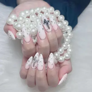 ネイル DIAMOND 💦のネイルデザイン