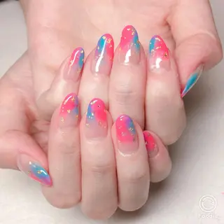 ネイル THECOLORS所属・近貞 莉奈のネイルデザイン