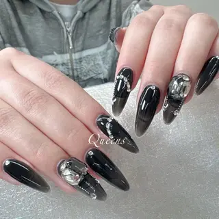 ネイル Queens ゲンのネイルデザイン