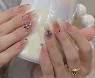 ネイル Glow Nail スカルプ専門店のネイルデザイン