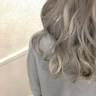 セミロング カラー 髪質改善/美髪矯 正ヤマモトハルキのヘアスタイル
