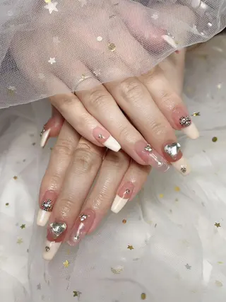 ネイル ジョリ En 💞🦋のネイルデザイン