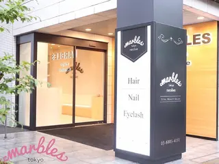 ミディアム マーブル東京 三軒茶屋 美容室のヘアスタイル