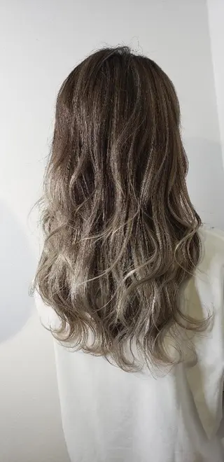 セミロング カラー 【髪質改善美容師】t occa茨木篠原健太のヘアスタイル