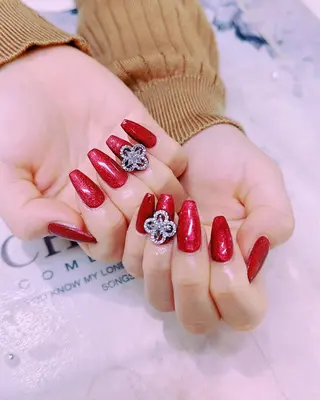 ネイル 美爪パラジェル導入店 Sunnilyのネイルデザイン