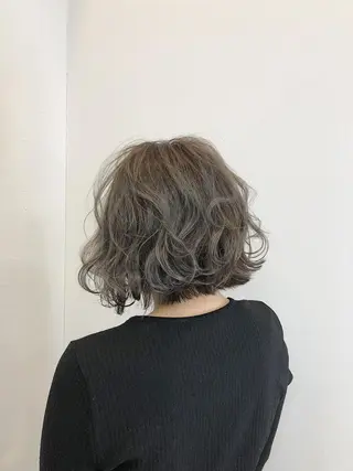 ショート レイヤー×縮毛矯正 深見 拓のヘアスタイル
