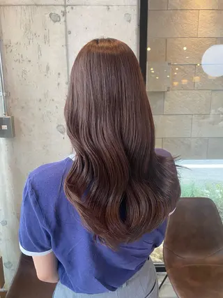 ロング カラー 佐々木 彩乃のヘアスタイル