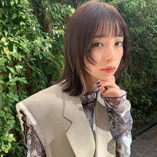 ミディアム 《2月クーポン記 載中》小森祐希のヘアスタイル