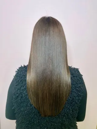 ロング カラー 艶髪特化 しゅんぼう 長岡髪質改善のヘアスタイル