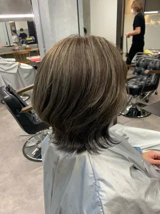 ショート カラー 🥀韓国ヘア🥀 宮津真菜のヘアスタイル