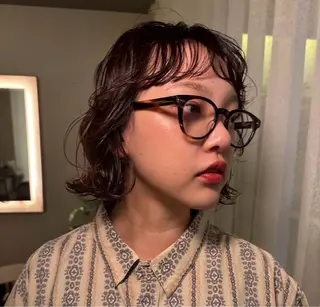 パーマ かのうひなこ🌻 レイヤーカットのヘアスタイル