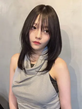 ミディアム カラー 🫐寒色系カラー 🫐ヤマナカリリカのヘアスタイル