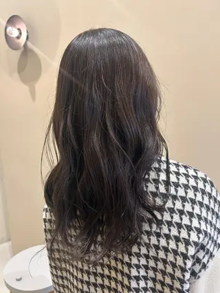 ロング 小川結子 NEROのヘアスタイル