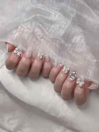 ネイル Lee Nailsのネイルデザイン