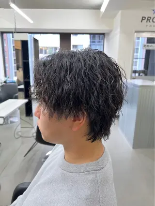 ショート パーマ メンズ 渋谷／ブリーチ／ カラーモデル／はるとのヘアスタイル