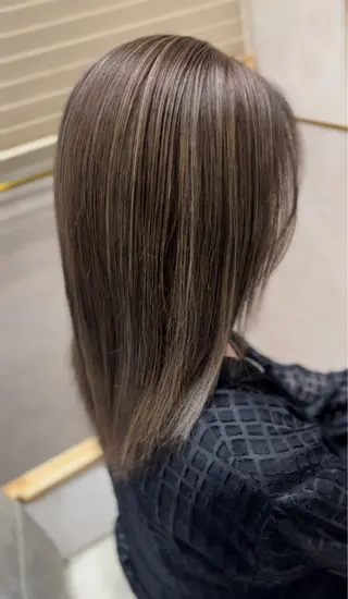 ロング カラー Blue高槻所属・ハイライト 透明感カラー松本のヘアスタイル