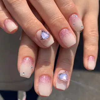 ネイル nail salon LIFE2nd所属・be' Yuhiのネイルデザイン