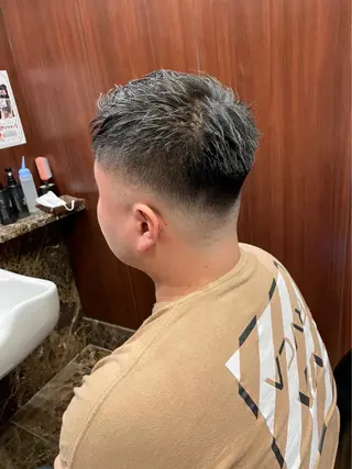 メンズ ヒロ銀座所属・小林 あいのヘアスタイル