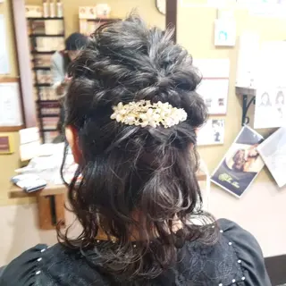 ミディアム ヘアアレンジ パピヨンロゼ カラー特化/ブリーチのヘアスタイル