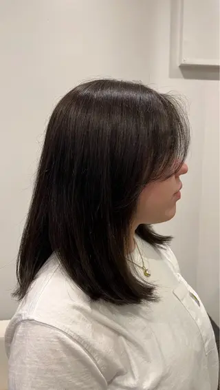 セミロング 小松 寧々のヘアスタイル