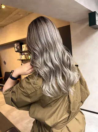 ロング カラー SUNNY ななのヘアスタイル