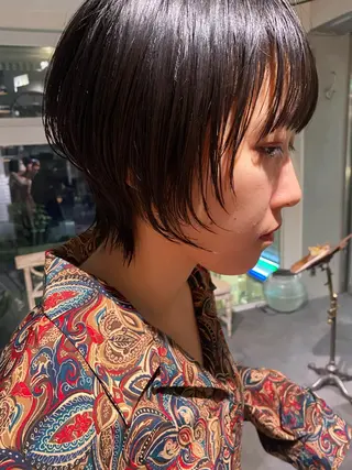 ショート デザインカラー/パー マ🦖外岡咲希🦖のヘアスタイル
