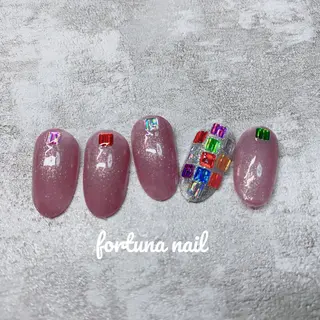 ネイル Nail •Head スパFortunaのネイルデザイン