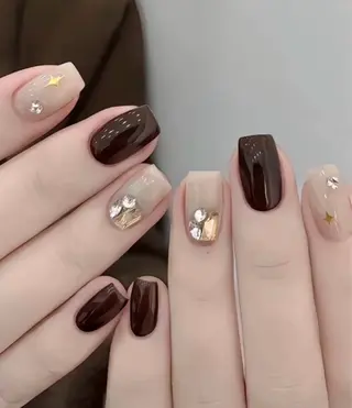 ネイル ハン シカのネイルデザイン