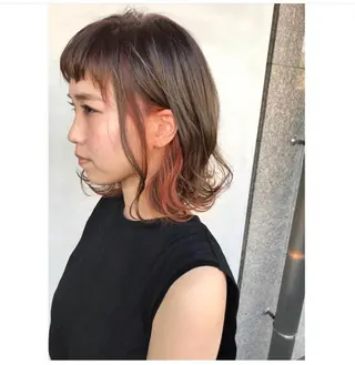 ミディアム カラー 船津 佳奈美のヘアスタイル