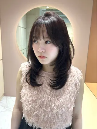 ミディアム 大宮韓国ハッシュ🪽 GLROWseriのヘアスタイル