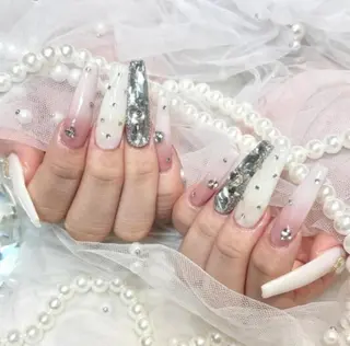 ネイル WISTERIA SAKAEのネイルデザイン