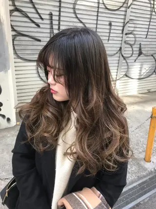 ロング リンネ 甲東園のヘアスタイル