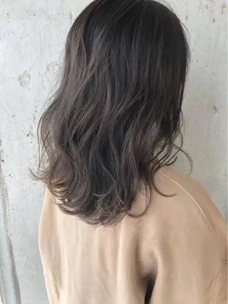 セミロング カラー ナツメダ ダイキのヘアスタイル