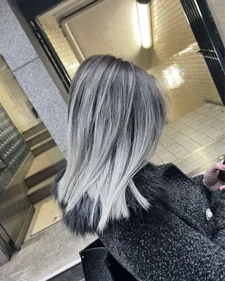 ミディアム カラー ROBIN所属・指名数No.1 /NAOYAのヘアスタイル