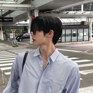 メンズ レイヤー/顔周り/ 韓国ヘア🤍フウカのヘアスタイル