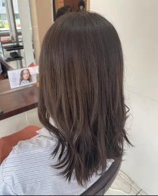 ミディアム 粕谷 夕華のヘアスタイル