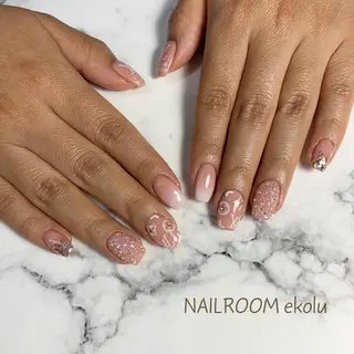 ネイル NAILROOM ekolu所属・近藤 穂乃果のネイルデザイン