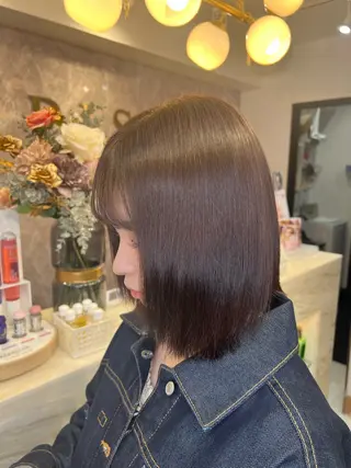 ショート カラー ハイトーン/髪質改善 🦋岩渕かすが🖤のヘアスタイル