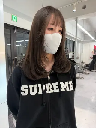 セミロング カラー TATSUブリーチ/ ミルクティーベージュのヘアスタイル