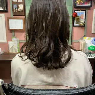 ミディアム カラー chouette/ 根本優希のヘアスタイル