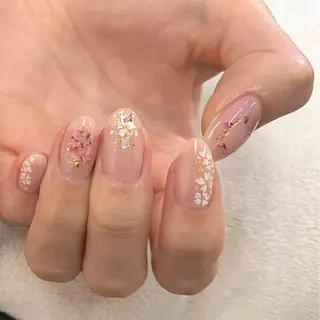 ネイル アトリエ　ミモザ所属・いまむら あかりのネイルデザイン