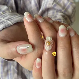 ネイル nailsalon YOLOのネイルデザイン