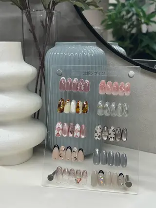 ネイル クレセントアイ MIUのネイルデザイン