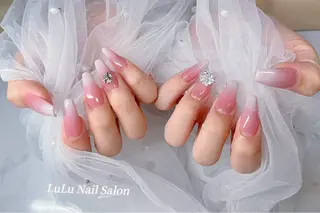ネイル LULU Nail  Salon 新宿所属・LU LU NailSalonのネイルデザイン